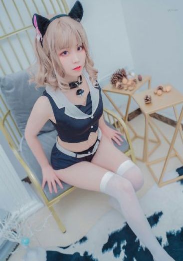 美女露乳房_超清高清在线观看