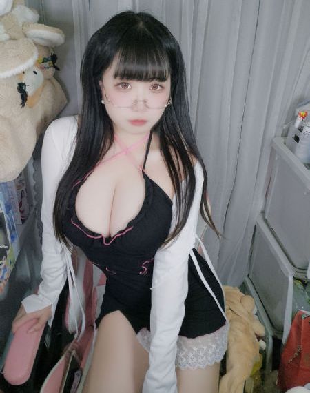 小树林里偷偷啪啪高潮和乞丐_720电影完整版