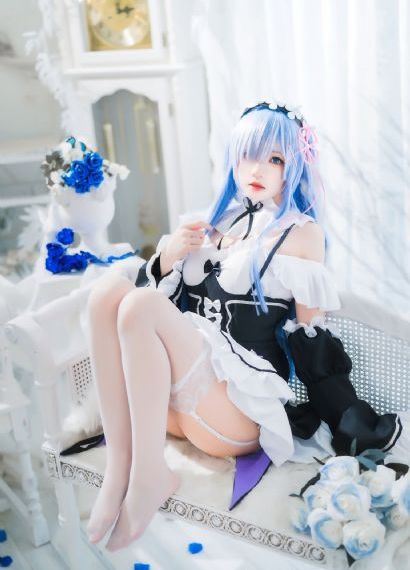 黄色尻屄视频晚上免费观看_迅雷1080