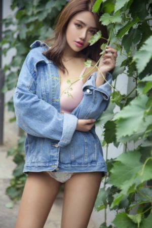 yy777777少妇光屁股无码_720手机免费观看完整