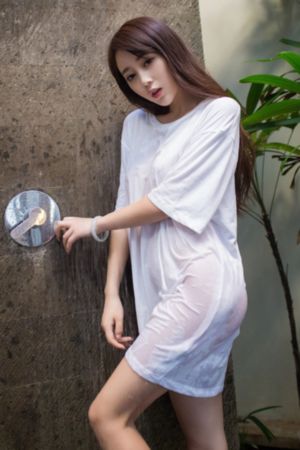 人妻久久精品一区二区夜夜嗨_超清最新电影在线观看
