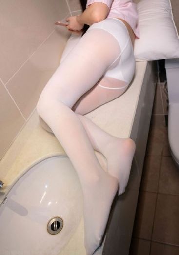 偷偷在线观看免费高清_超清电影完整版