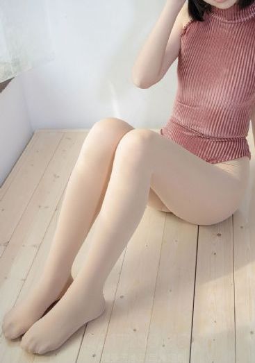 中国美女一级毛片免费_高清直播在线观看